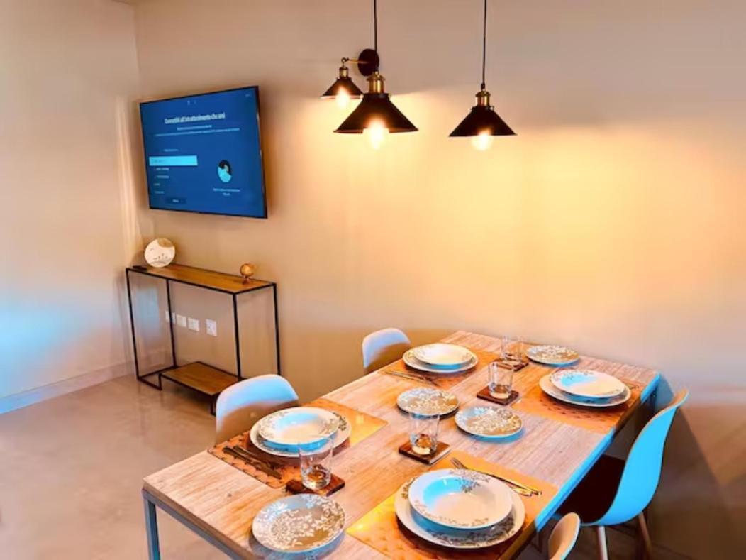 Lido Galeazzi Giant Pool Apartment Sirmione Luaran gambar