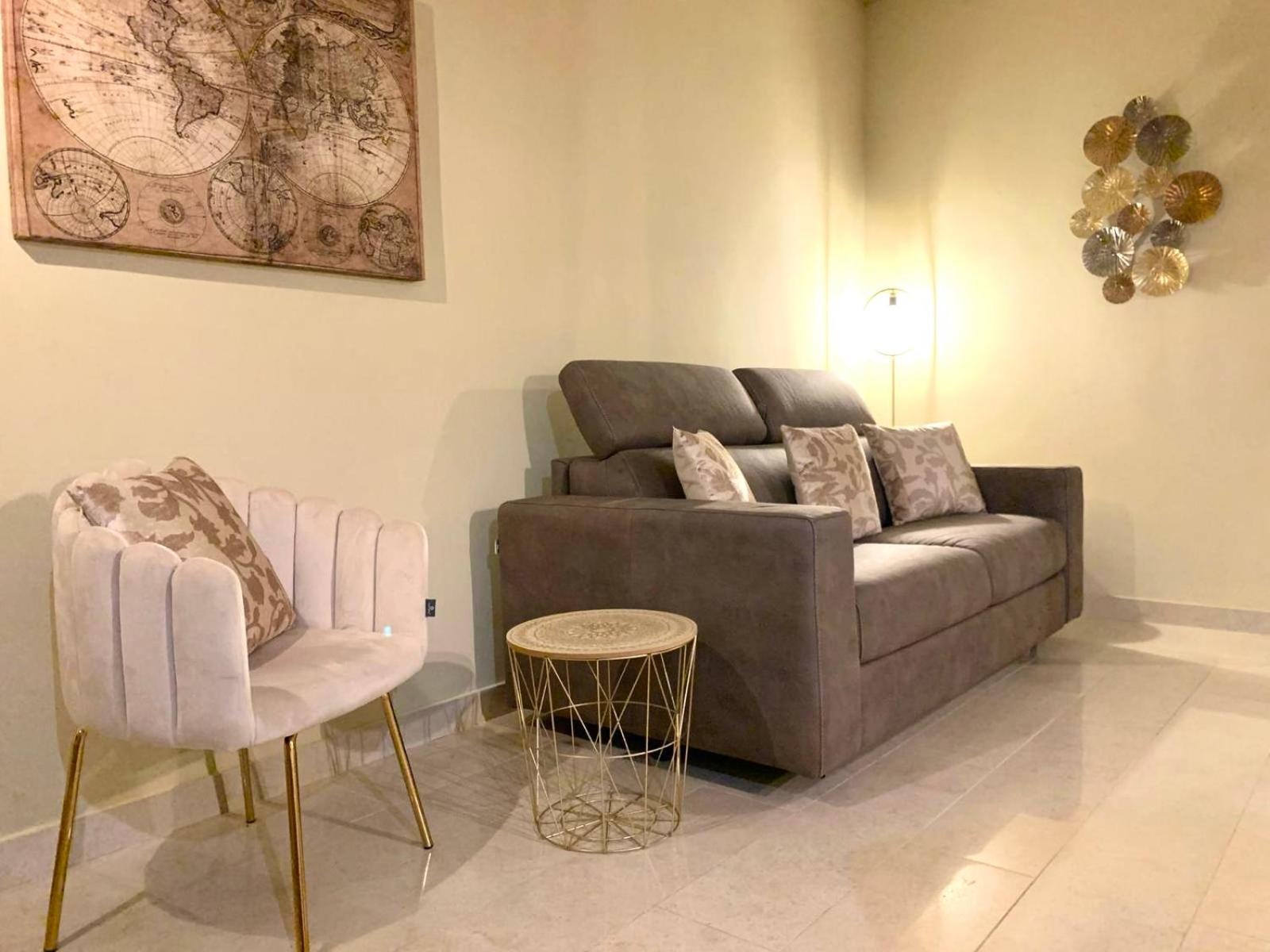 Lido Galeazzi Giant Pool Apartment Sirmione Luaran gambar